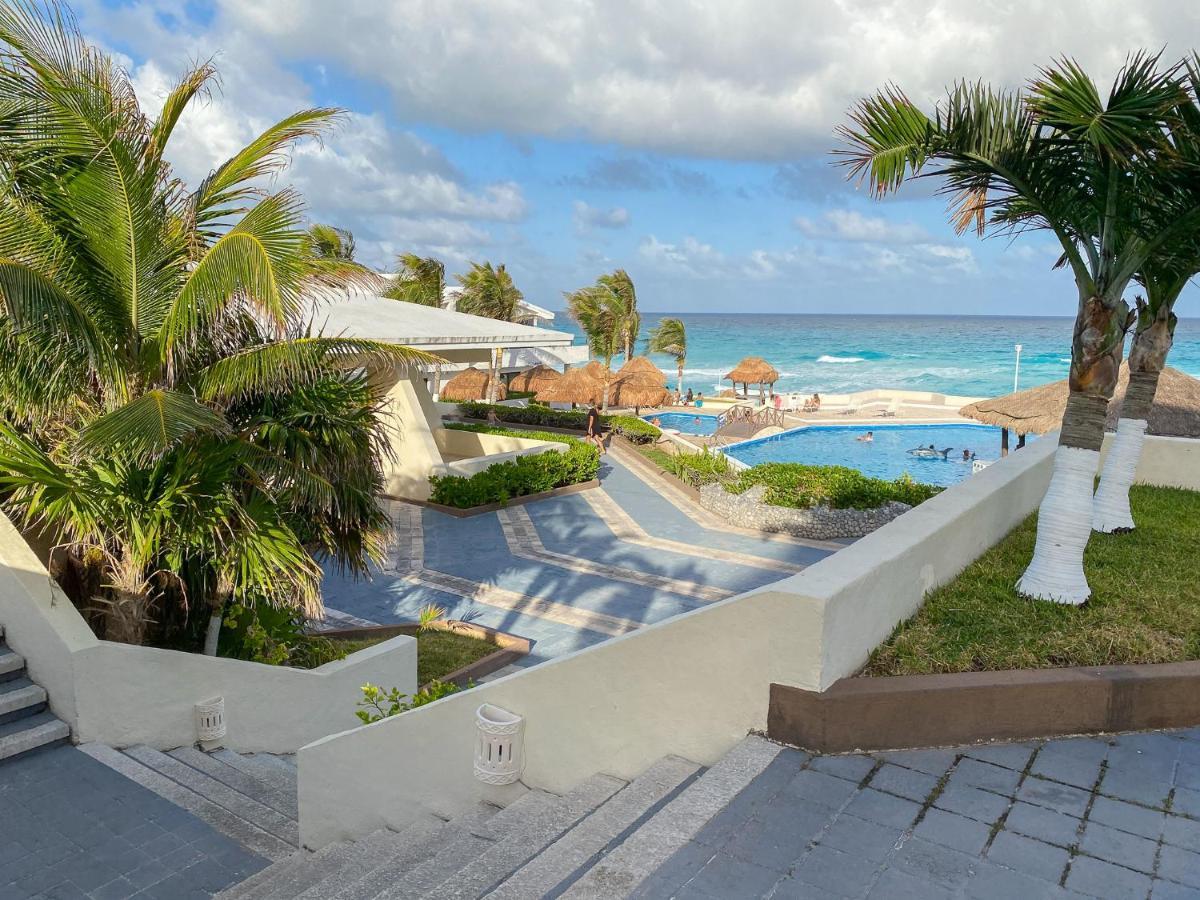 Ocean View Terrace, Beach And Pool Brisas Cancun Hotel Zone Apartment